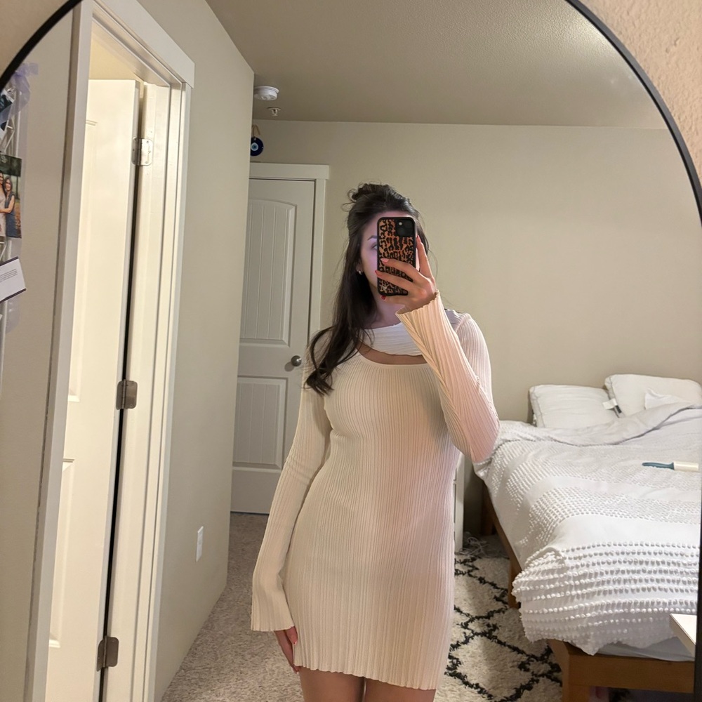 Elegant Cream Knit Dress